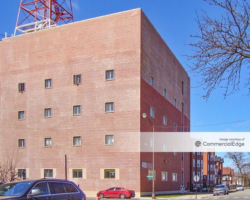 Stewart Business Center 400 West 76th Street, Chicago, IL