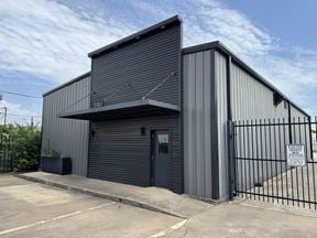 3,360 SF Warehouse with Yard