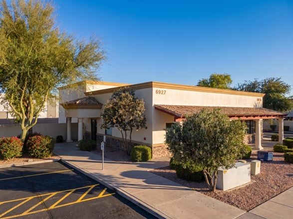 6927 E Parkway Norte, Unit D6