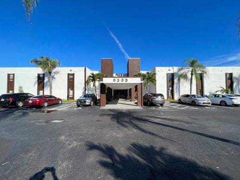 500 SF Suite 200 Professional and Medical Office Space