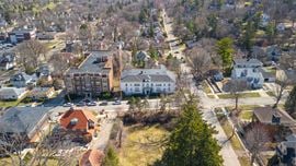 Pill Hill Apartments 