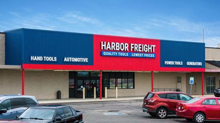 Retail space for Rent at 1929 Greensburg Xing in Greensburg