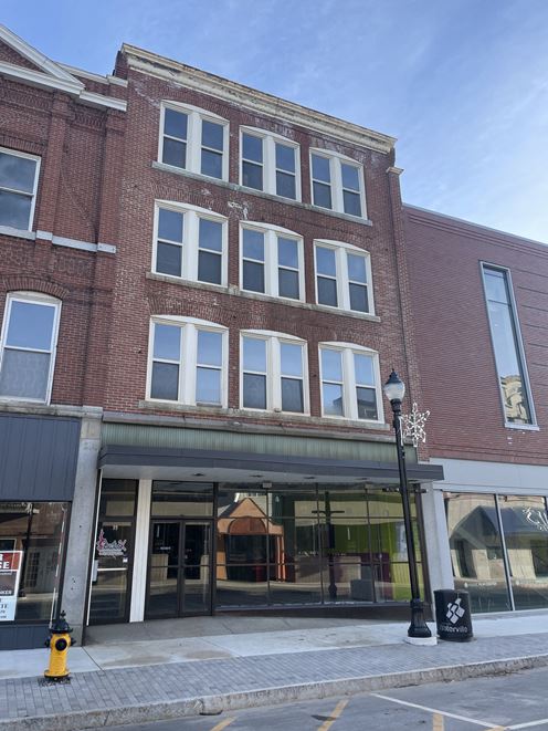 99 Main St