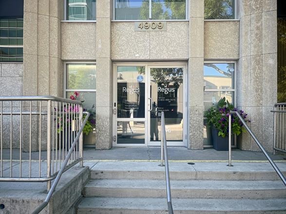 Regus - Red Deer - 50 Street