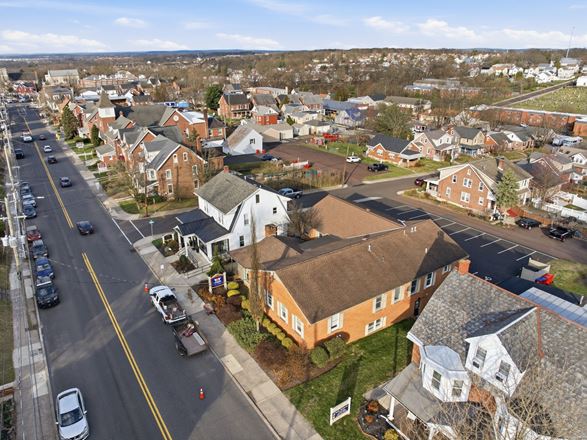 307 E Broad St