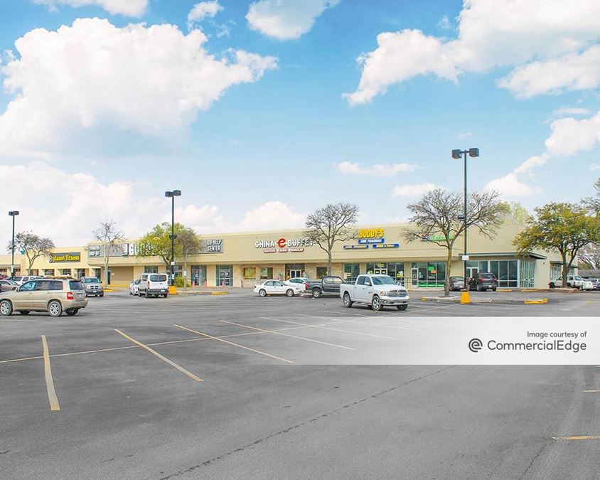 Round Rock East Shopping Center Property & Listing Details | 42Floors