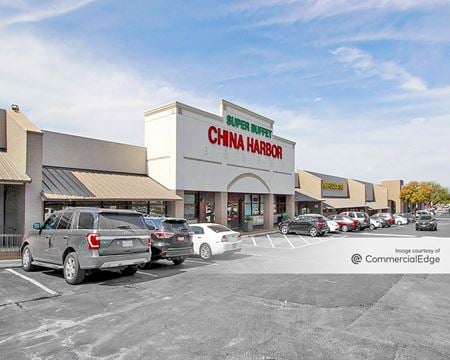 Retail space for Rent at 801 E William Cannon Dr. in Austin