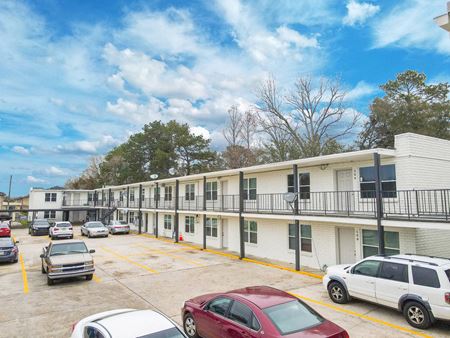 Renovated 24-Unit Apartment Complex in Mid City - Baton Rouge