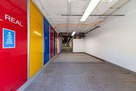 2650 W Fulton St