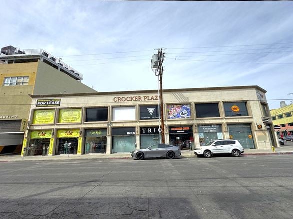 Fashion D. Commercial Lofts/Showrooms