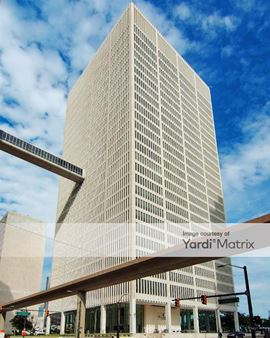 Fifth Third Bank at One Woodward