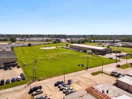 ±5.12 Acre Industrial Lot with Infrastructure on Mammoth Ave