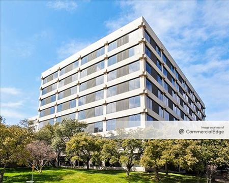Office space for Rent at 290 East John W. Carpenter Fwy in Irving