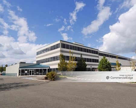 Photo of commercial space at 1001 Shuksan Way in Everett