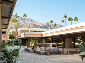 Festival Plaza LLC - Festival Plaza Executive Suites