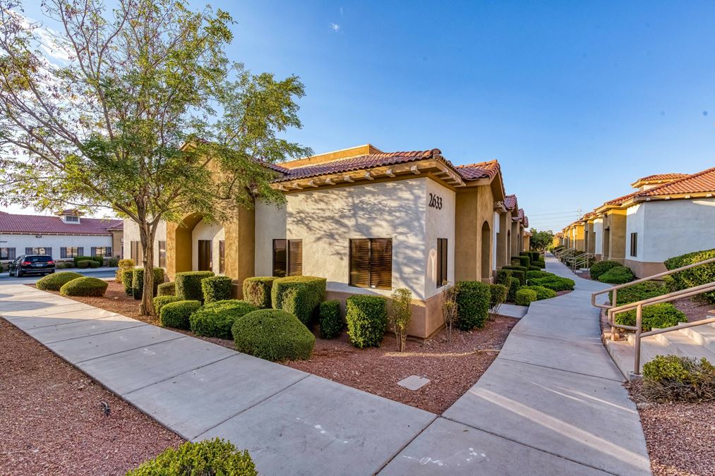 2633 W Horizon Ridge Pkwy
