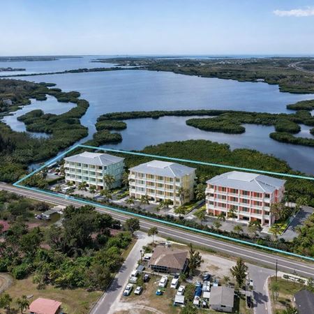 Unassigned space for Sale at 6817 Bayshore Road in Palmetto