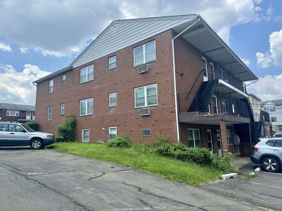 Trophy 10-Unit Multi-Family Asset | Prime Bergen County Location