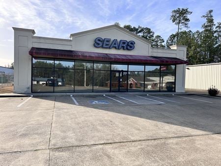 Retail space for Sale at 2919 Pine Street in Arkadelphia