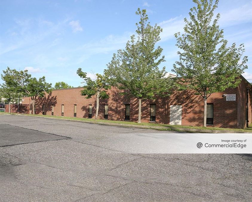 Annadale Medical Office 4771 Hylan Blvd Office Building