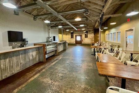 Photo of commercial space at 1369 Headland Avenue in Dothan