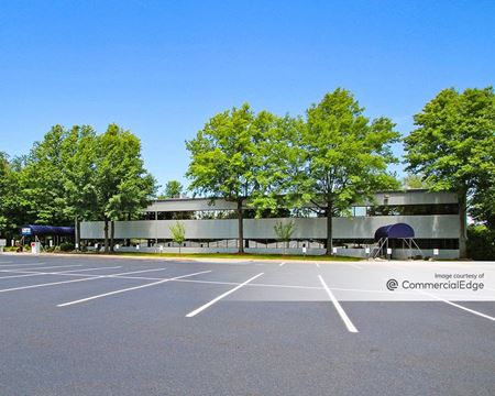 Campus View Plaza - Somerville