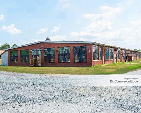Commercial space for Rent at 1902 Edgefield Street in Greenwood