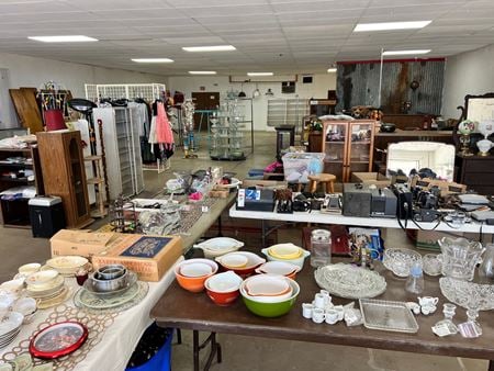 Photo of commercial space at 106 Main St in Hooks