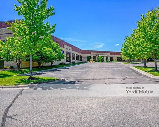 Staring Lake Corporate Center