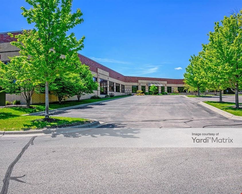 Staring Lake Corporate Center