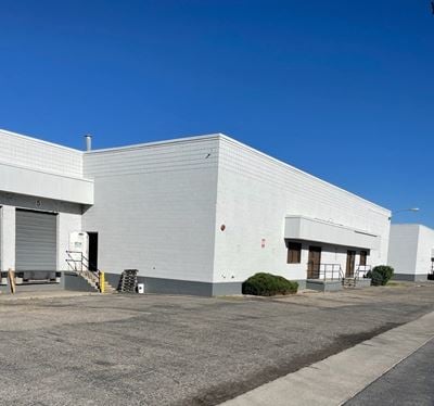 1700 South Industrial/Flex Building