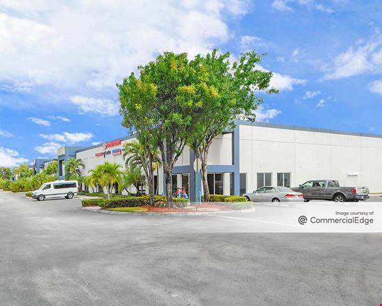 Miami Airport Center