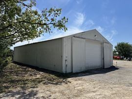 5,040 SF Warehouse & Contractor Yard for Lease with 2.42 Acres on Highway 65