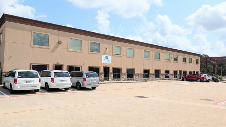 Office space for Rent at 27316 Spectrum Way in Conroe