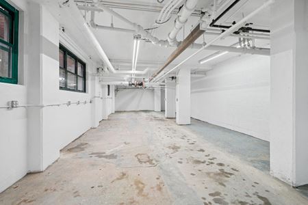 J01-STR9 Space Photo Gallery 2