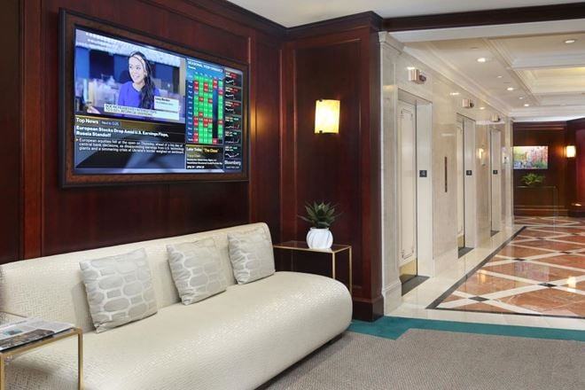 Saunders Real Estate - Park Plaza Executive Centre