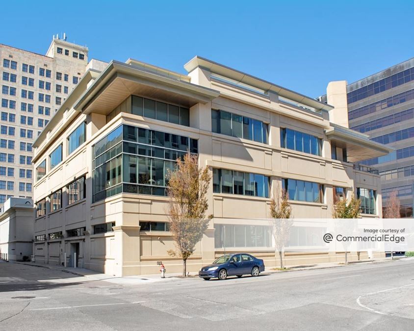 325 East Douglas Avenue 325 East Douglas Avenue Office Building