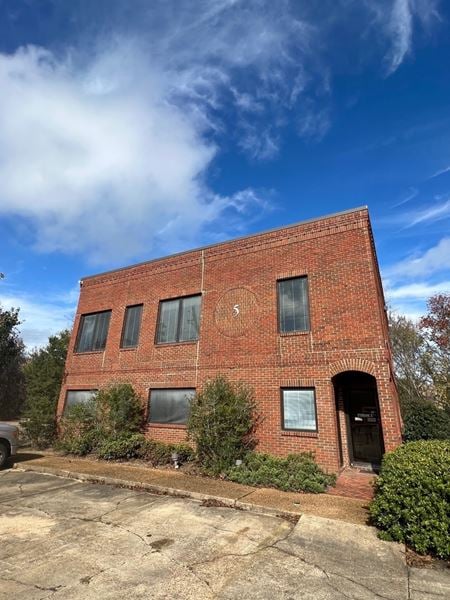 Office space for Sale at 5 Lakeland Cir in Jackson