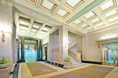 1900     Space Photo Gallery 8