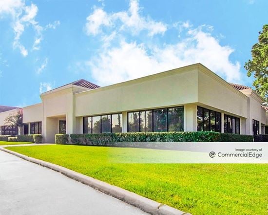 200 Valleywood Drive