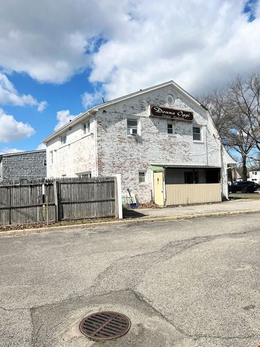Mixed Use Building for Sale