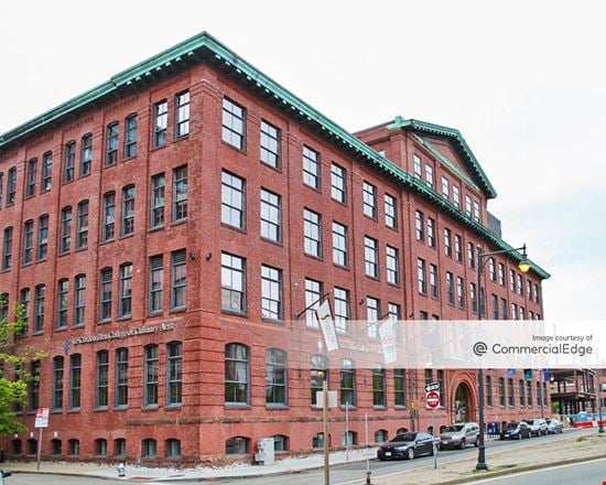 Alexandria Center at Kendall Square - 215 First Street