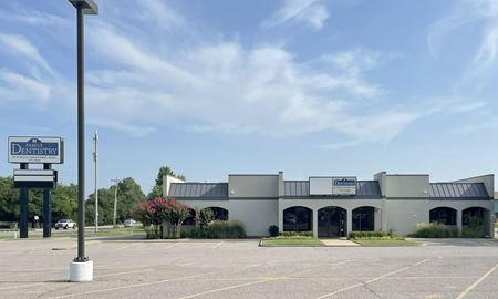 Photo of commercial space at 12516 N May Ave in Oklahoma City
