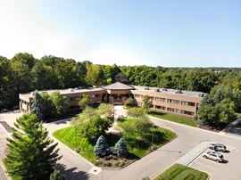 Class A First Floor Office Space-2501 Woodlake