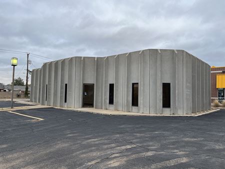 Office space for Rent at 2801 N Big Spring St in Midland