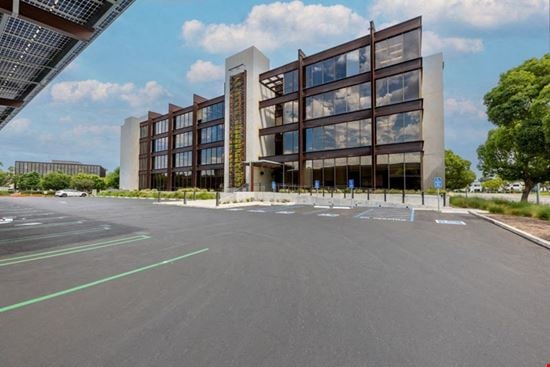 2082 Michelson Executive Suites