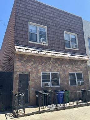 5-61 Fairview Ave