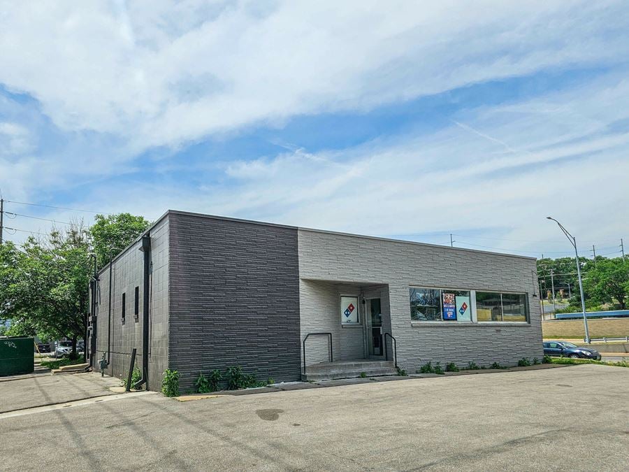 629 N Saddle Creek Road