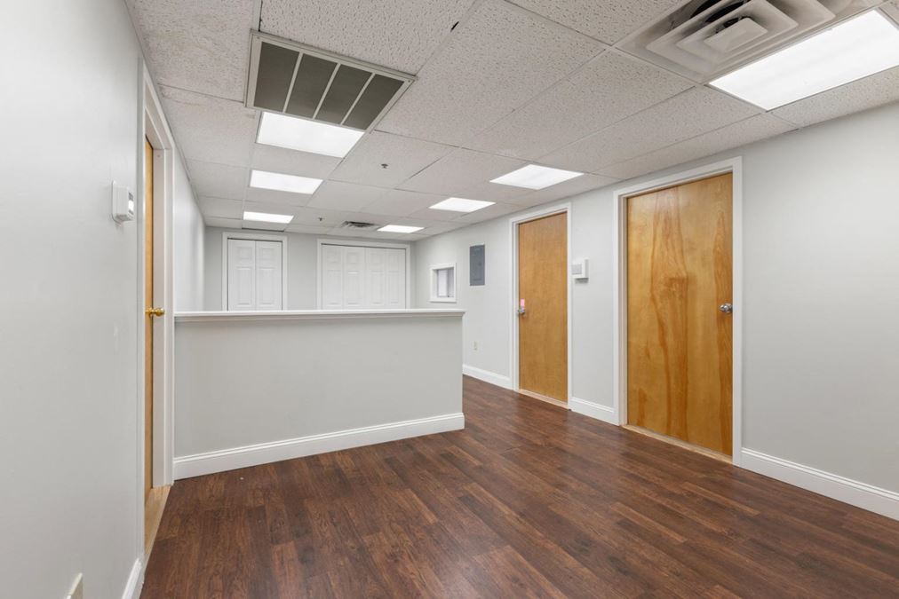 2,650sf Flex Space for Lease in Seaport Business Park, Newburyport. MA