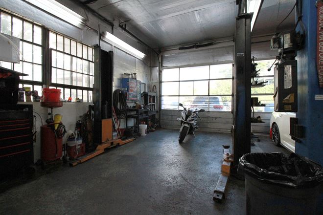 210 W Main St